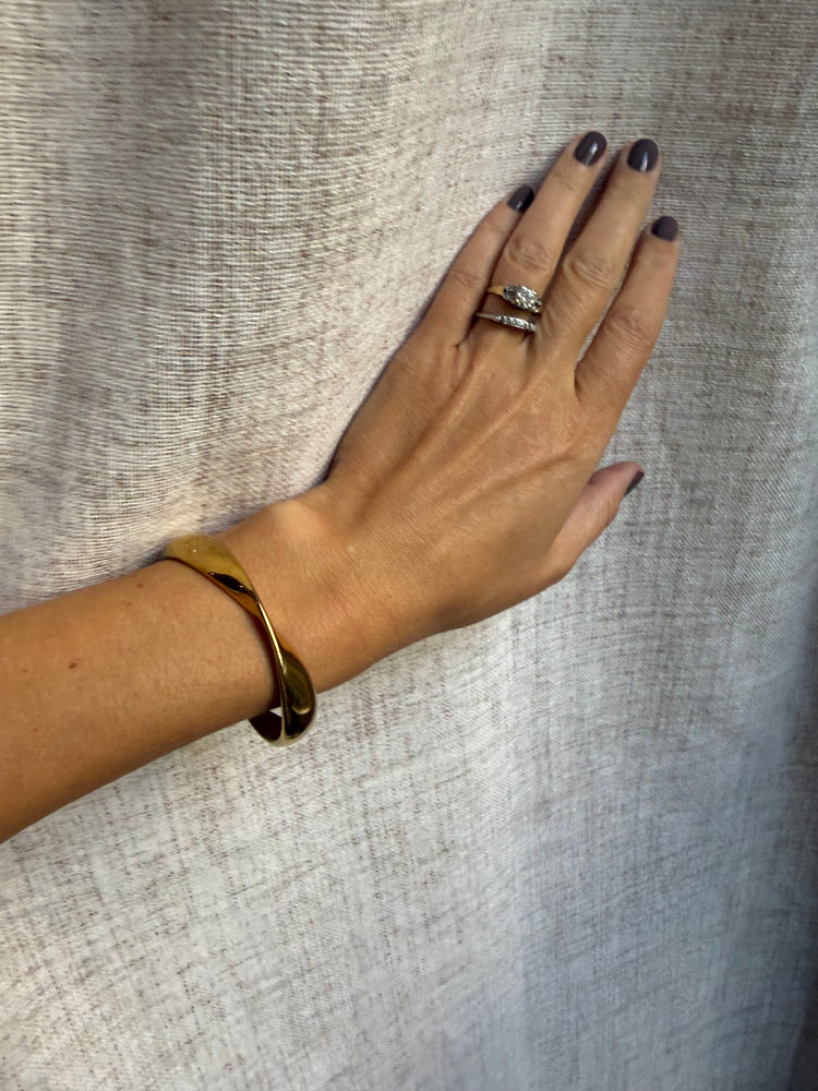 Twist Cuff