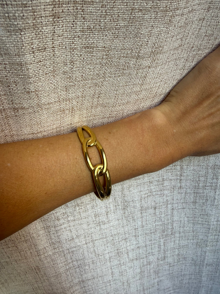 Statement Link Bangle