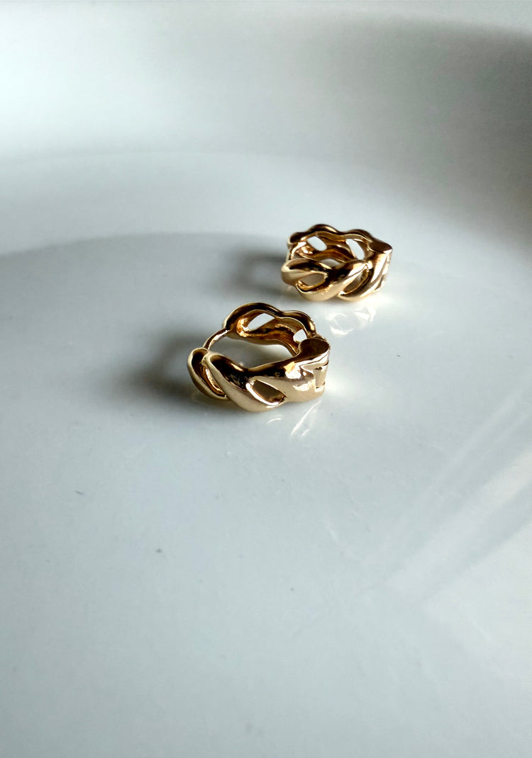 Petite Link Hoops