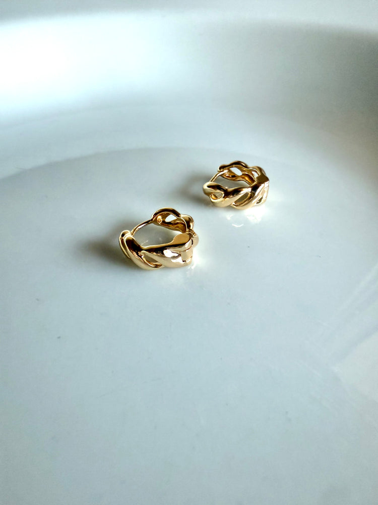 Petite Link Hoops